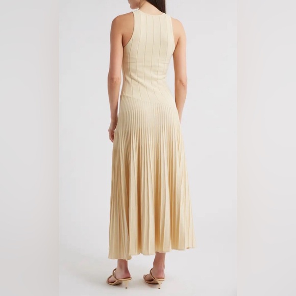 Beautiful Mango dress - Picture 6 of 11